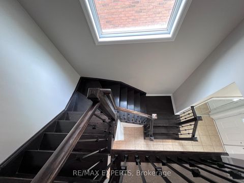 Photo 18 at 2205 Dawson Crescent, Alcona, Innisfil