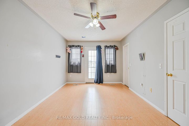 Photo 21 at 24 Seaside Circle, Wellington, Brampton