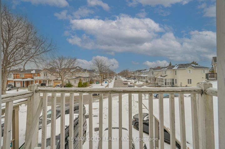 Photo 24 at 24 Seaside Circle, Wellington, Brampton