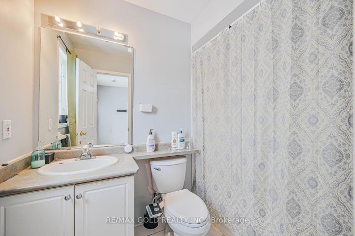 Photo 25 at 24 Seaside Circle, Wellington, Brampton