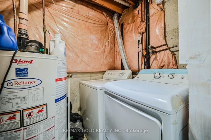 Photo 41 at 24 Seaside Circle, Wellington, Brampton