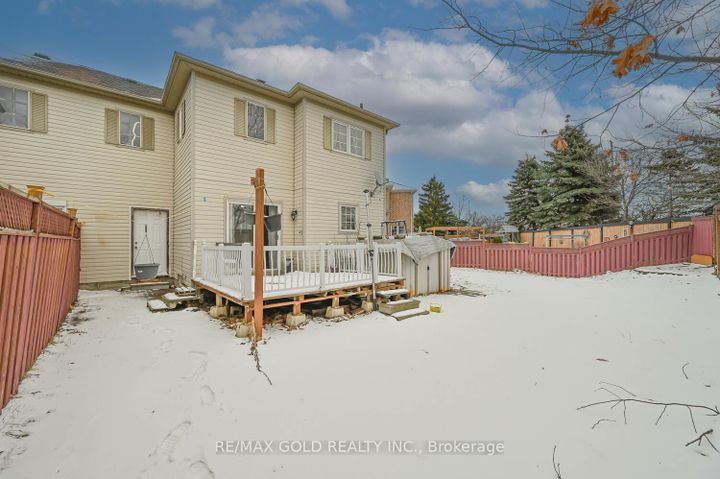 Photo 44 at 24 Seaside Circle, Wellington, Brampton