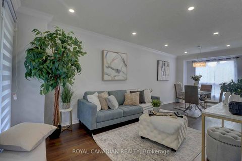 Photo 3 at 40 Doncaster Crescent, Newcastle, Clarington