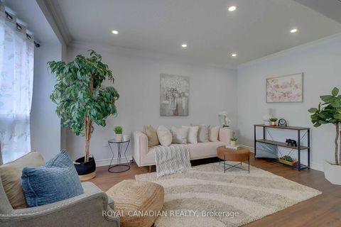 Photo 10 at 40 Doncaster Crescent, Newcastle, Clarington