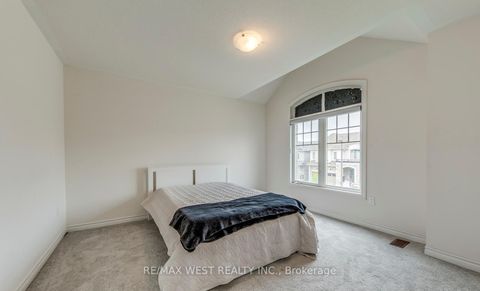 Photo 44 at 286 Danny Wheeler Boulevard, Keswick North, Georgina