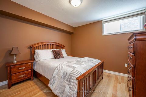 Photo 16 at 44 Nicklaus Drive, East Bayfield, Barrie