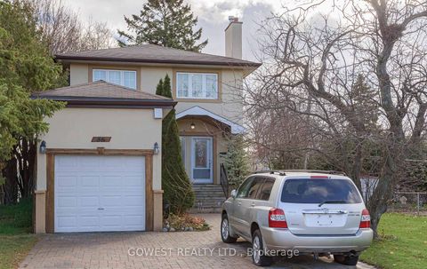 Photo 1 at 56 Panmure Crescent, Bendale, Toronto