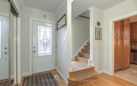Photo 6 at 56 Panmure Crescent, Bendale, Toronto