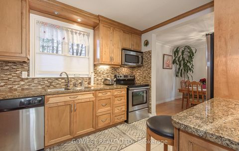 Photo 15 at 56 Panmure Crescent, Bendale, Toronto
