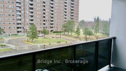 Photo 5 at 405 - 10 Tobermory Drive, Black Creek, Toronto
