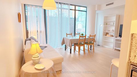 Photo 2 at 905 - 15 Beverley Street, Chinatown, Toronto