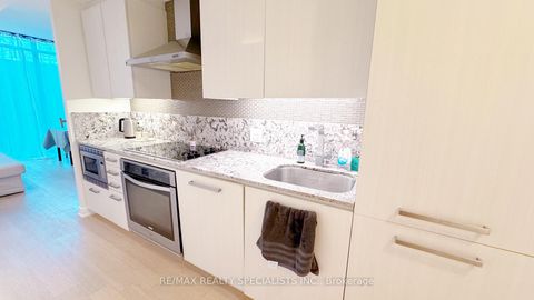 Photo 6 at 905 - 15 Beverley Street, Chinatown, Toronto