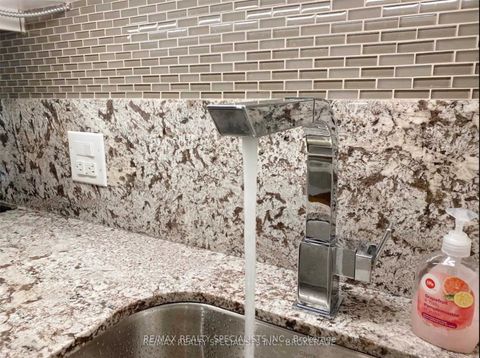 Photo 7 at 905 - 15 Beverley Street, Chinatown, Toronto