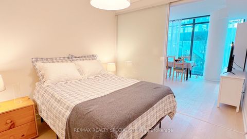 Photo 8 at 905 - 15 Beverley Street, Chinatown, Toronto