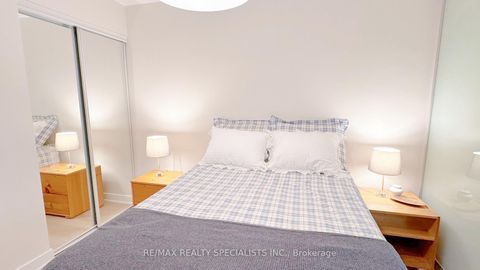 Photo 9 at 905 - 15 Beverley Street, Chinatown, Toronto