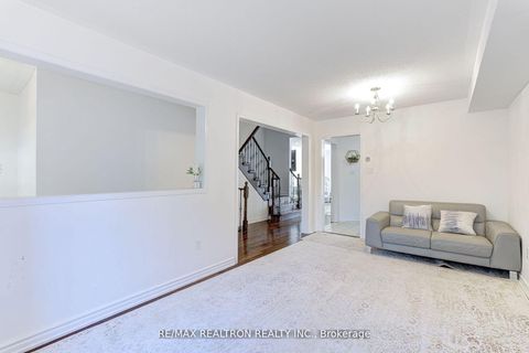 Photo 25 at 88 Banbrooke Crescent, Summerhill Estates, Newmarket