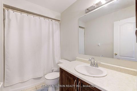 Photo 30 at 88 Banbrooke Crescent, Summerhill Estates, Newmarket