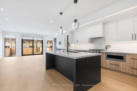 Photo 6 at 84 Twenty Ninth Street, Long Branch, Toronto