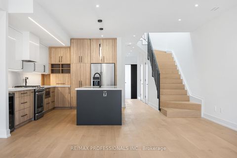 Photo 9 at 84 Twenty Ninth Street, Long Branch, Toronto