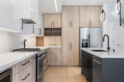 Photo 11 at 84 Twenty Ninth Street, Long Branch, Toronto