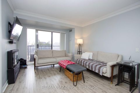 Photo 7 at 208 - 8 Mondeo Drive, Dorset Park, Toronto