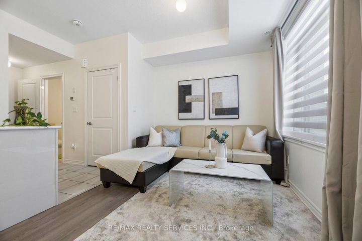 Photo 5 at 2564 Ladyfern Crossing, Duffin Heights, Pickering