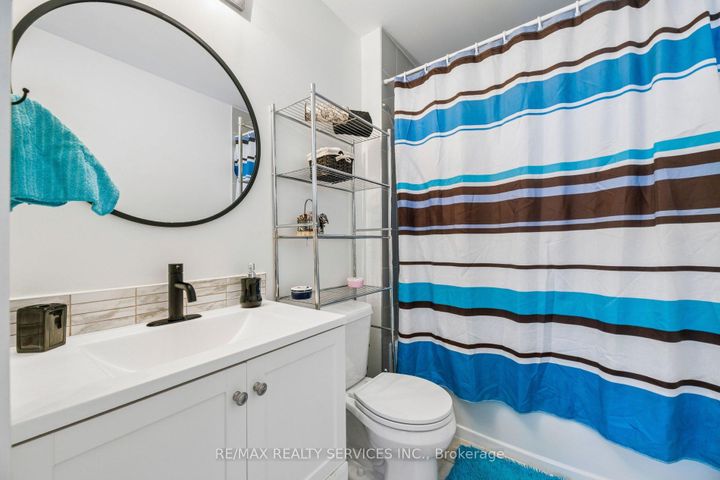 Photo 15 at 2564 Ladyfern Crossing, Duffin Heights, Pickering