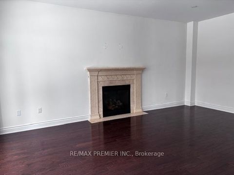 Photo 4 at 462 Worthington Avenue, Oak Ridges Lake Wilcox, Richmond Hill