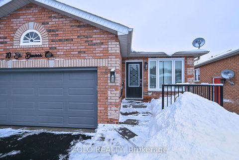 Photo 1 at 10 St. Bruno's Circle, Ardagh, Barrie