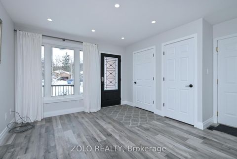 Photo 3 at 10 St. Bruno's Circle, Ardagh, Barrie