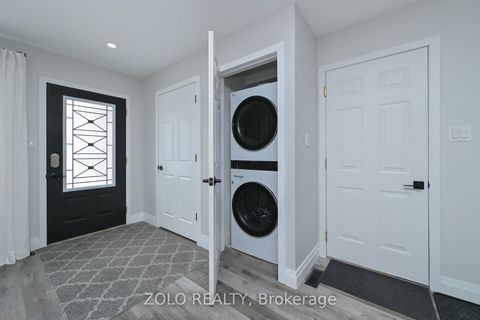 Photo 4 at 10 St. Bruno's Circle, Ardagh, Barrie