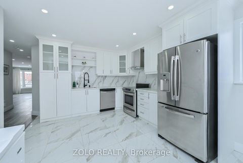 Photo 7 at 10 St. Bruno's Circle, Ardagh, Barrie