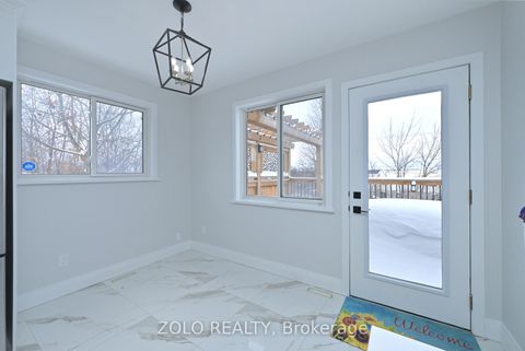 Photo 9 at 10 St. Bruno's Circle, Ardagh, Barrie