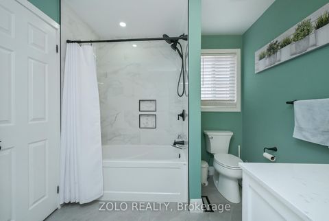 Photo 14 at 10 St. Bruno's Circle, Ardagh, Barrie