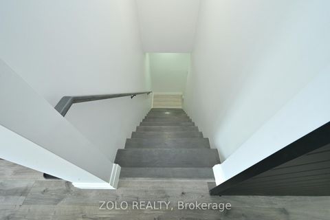 Photo 17 at 10 St. Bruno's Circle, Ardagh, Barrie