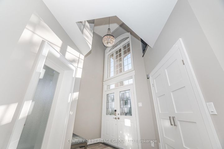 Photo 16 at 6 Vitlor Drive, Oak Ridges, Richmond Hill