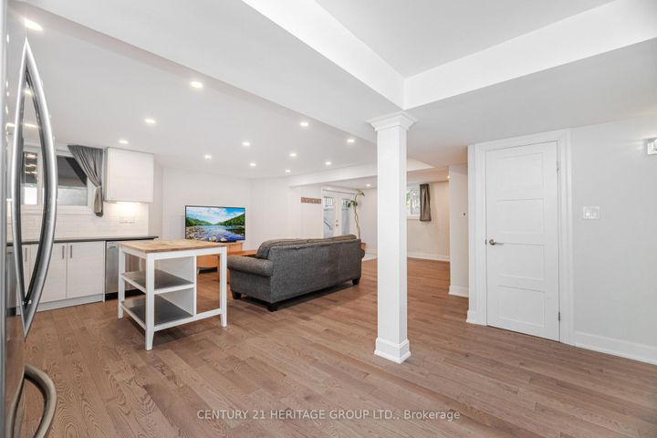 Photo 33 at 6 Vitlor Drive, Oak Ridges, Richmond Hill