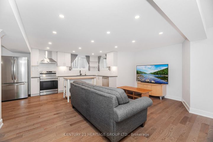 Photo 34 at 6 Vitlor Drive, Oak Ridges, Richmond Hill