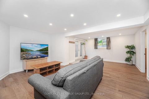 Photo 37 at 6 Vitlor Drive, Oak Ridges, Richmond Hill