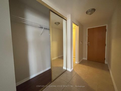 Photo 3 at 1901 - 7 Concorde Place, Don Mills, Toronto