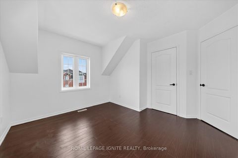 Photo 19 at 66 Alfred Paterson Drive, Greensborough, Markham