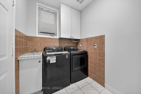 Photo 26 at 66 Alfred Paterson Drive, Greensborough, Markham