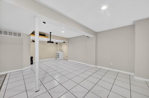 Photo 36 at 66 Alfred Paterson Drive, Greensborough, Markham