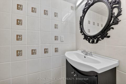 Photo 39 at 66 Alfred Paterson Drive, Greensborough, Markham