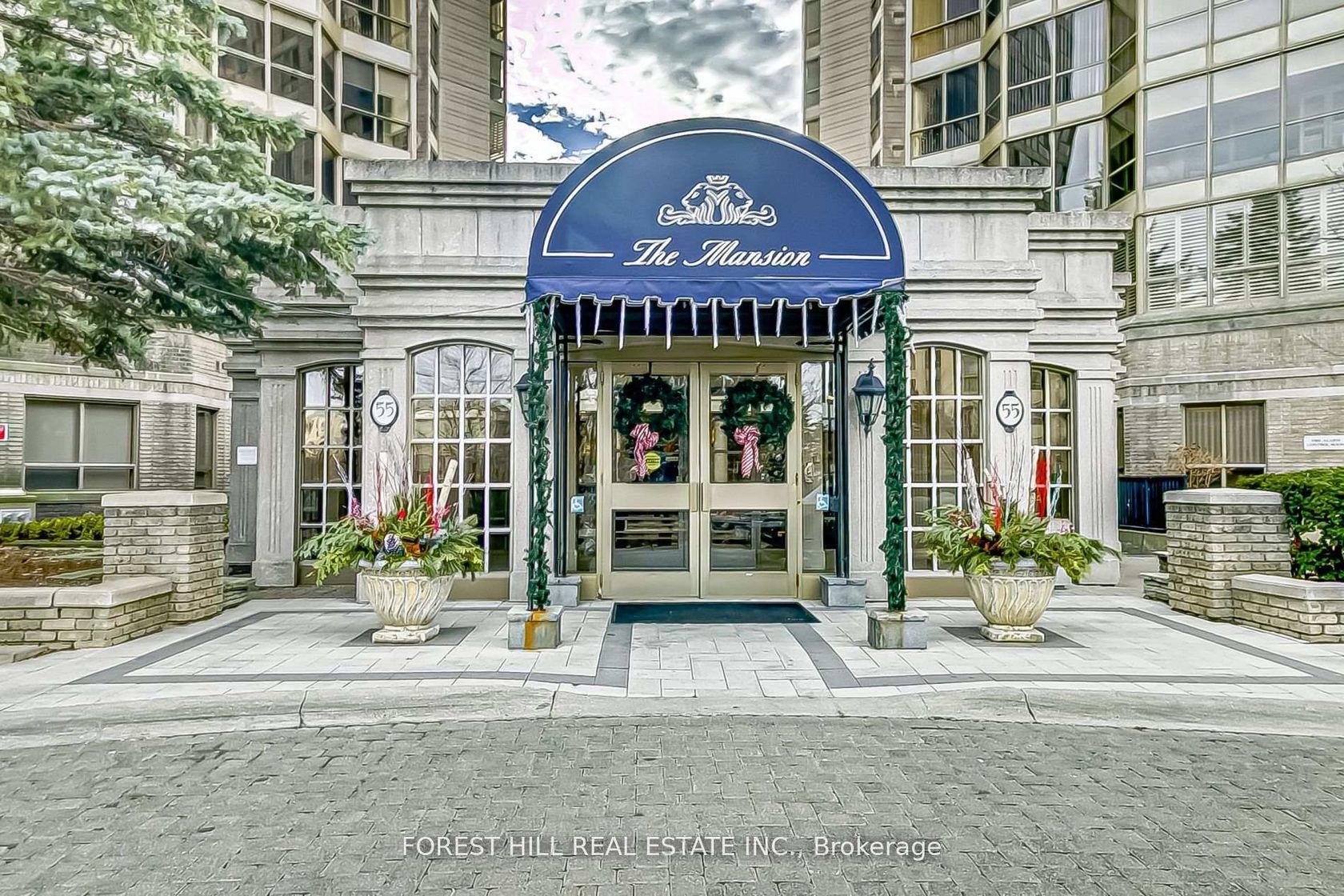 PH7 - 55 Kingsbridge Garden Circle, Hurontario, Mississauga 