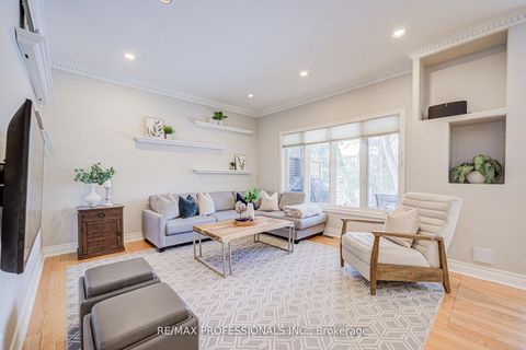 Photo 12 at 4662 Dundas Street W, Humber Valley, Toronto
