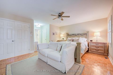 Photo 20 at 4662 Dundas Street W, Humber Valley, Toronto