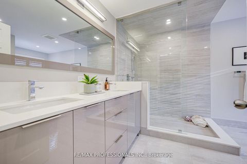 Photo 21 at 4662 Dundas Street W, Humber Valley, Toronto