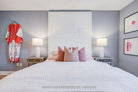 Photo 29 at 4662 Dundas Street W, Humber Valley, Toronto