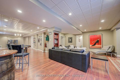 Photo 35 at 4662 Dundas Street W, Humber Valley, Toronto